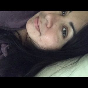 Meet your Posher, Azucena